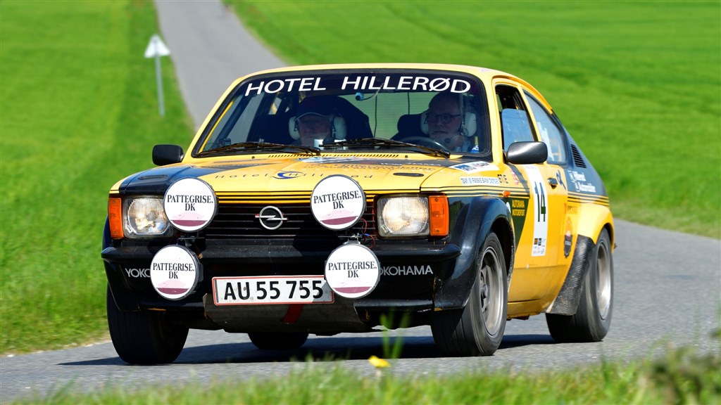 Per Vilslev og Erik Andersen på vej mod totalsejren i Sportklassen i FDM DASU Classic i deres Opel Kadett GT/E
(Foto: Michael Eisenberg)